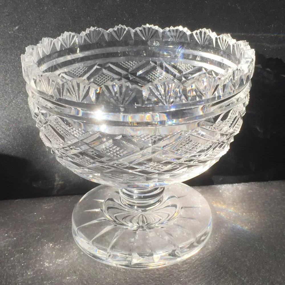 𝐑𝐀𝐑𝐄 ! Waterford Crystal Georgian Strawberry Master Cutter Footed Candy Bowl
